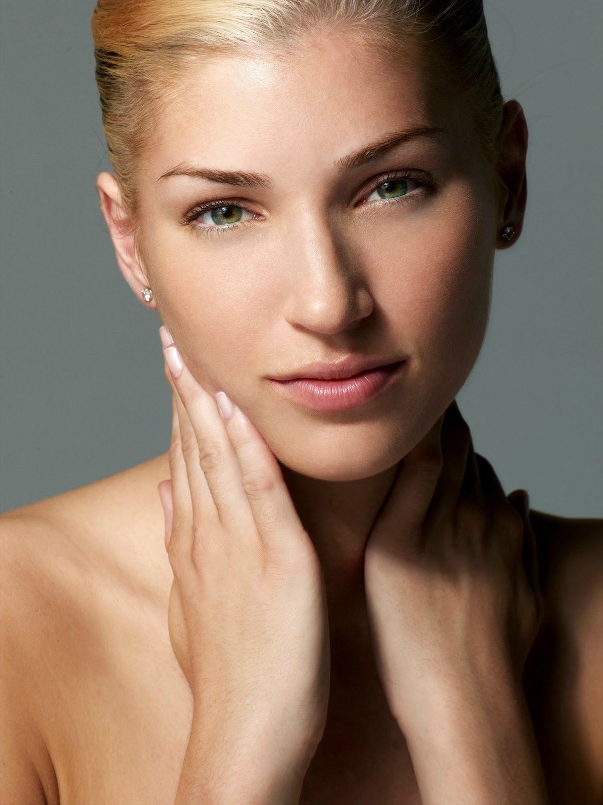 Celebridades Com E Sem Maquiagem: Em vista disso É O Seu Real Rosto 26